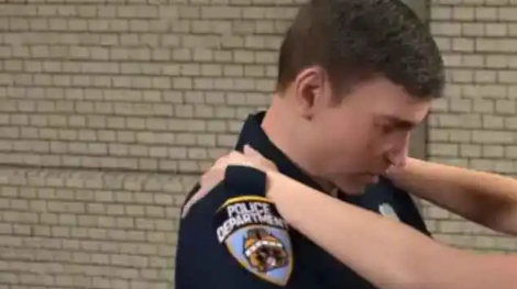 【欧美SLG/汉化/动态】家人朋友和陌生人v2025.06 AI版【PC+安卓/2.17G/更新】Family, Friends and Strangers [v2025.06]